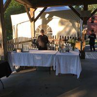 Bar service
